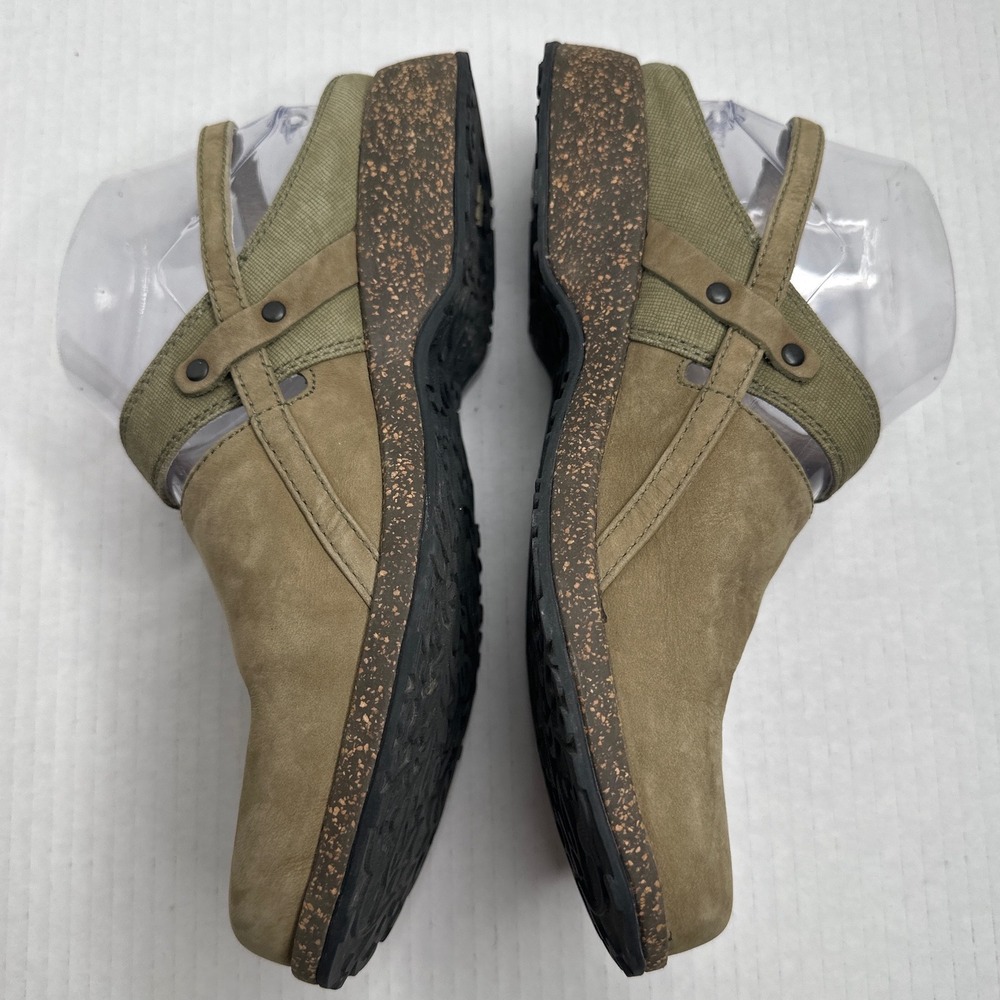 Teva Ventura Women's Clogs Sz 7 Tan Nubuck Suede Sling Back Adj.‎ Strap Casual - Picture 3 of 8